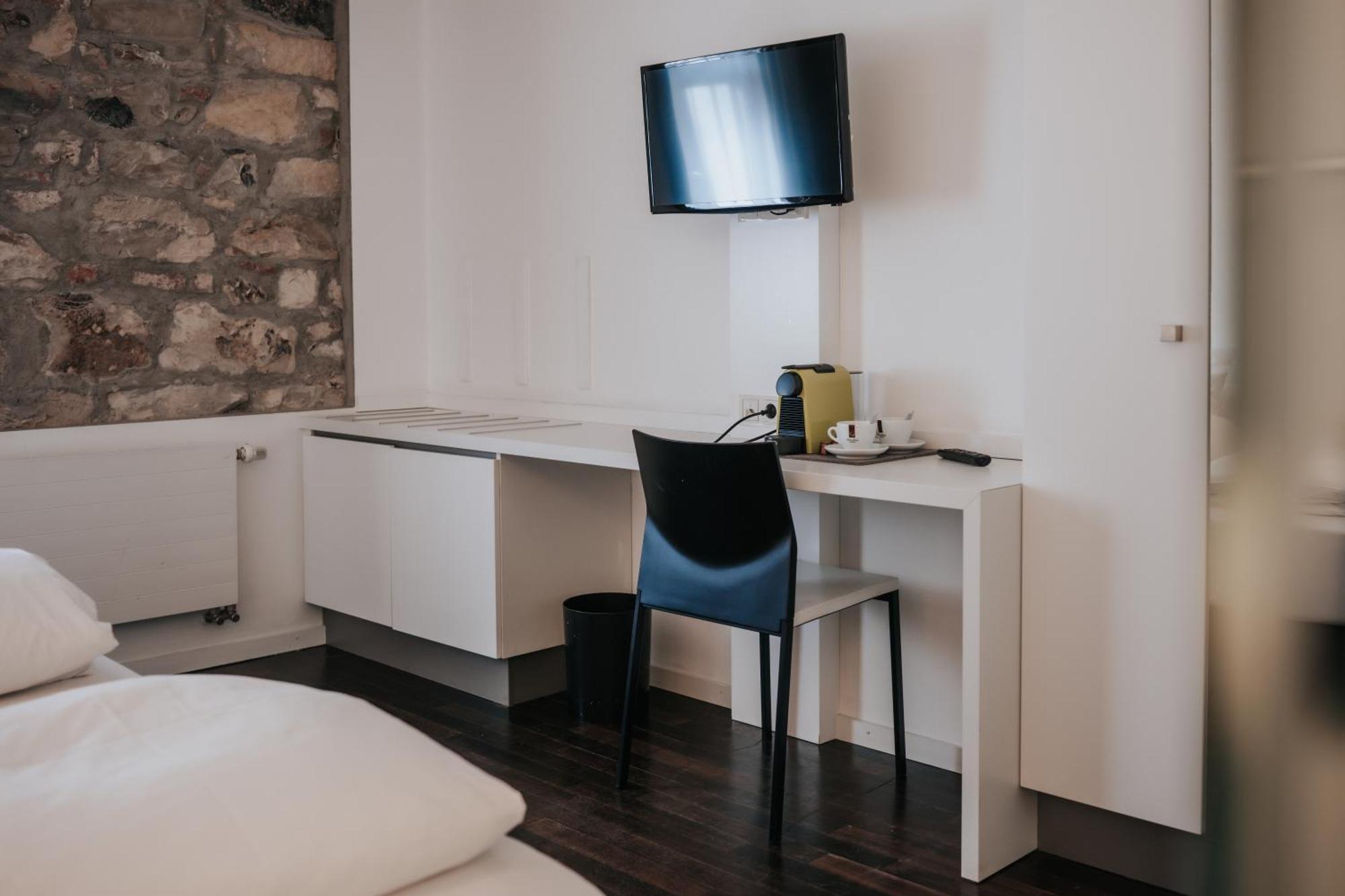 Design Hotel & Restaurant Loewen Ulm Eksteriør billede