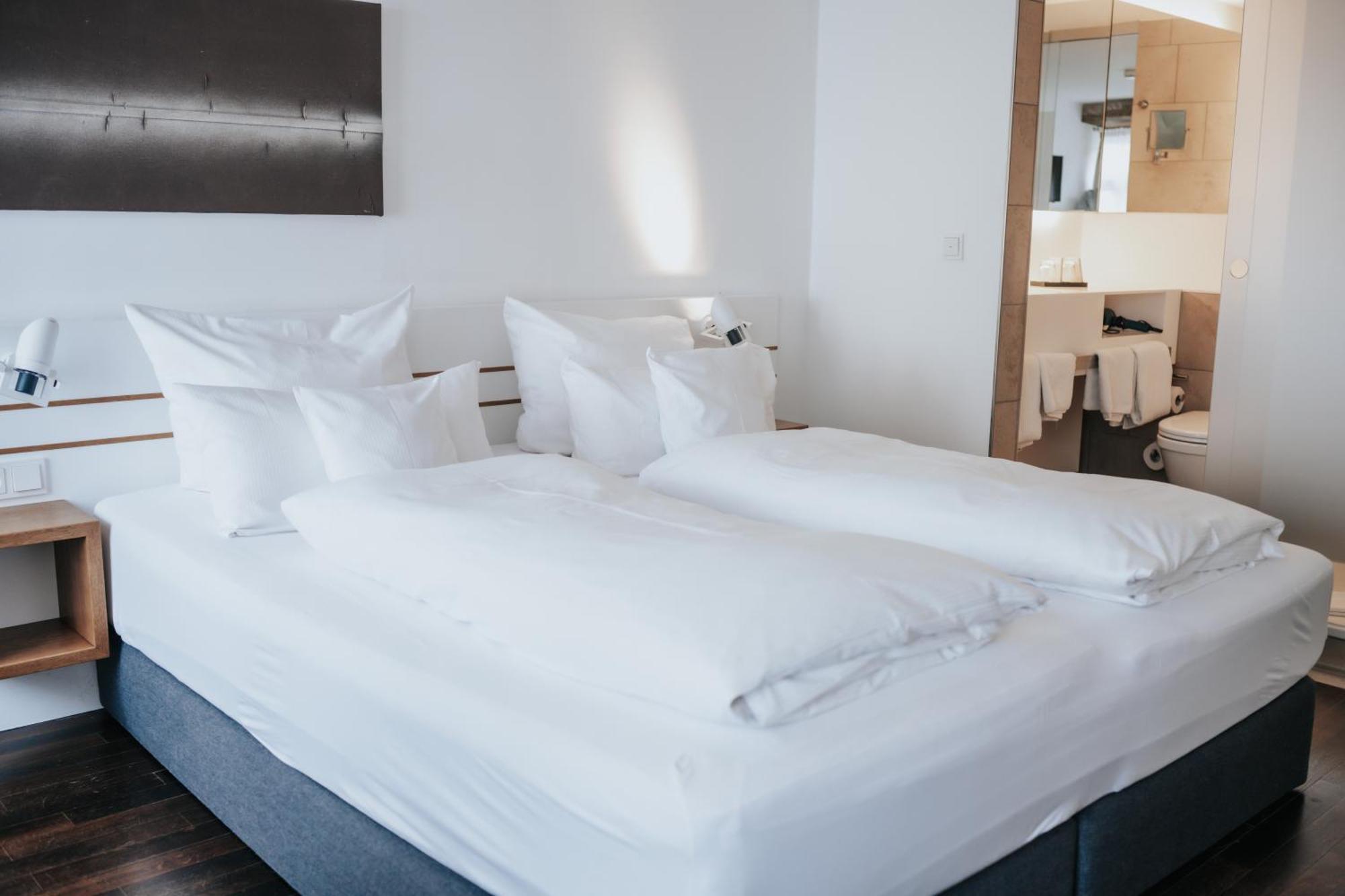 Design Hotel & Restaurant Loewen Ulm Eksteriør billede