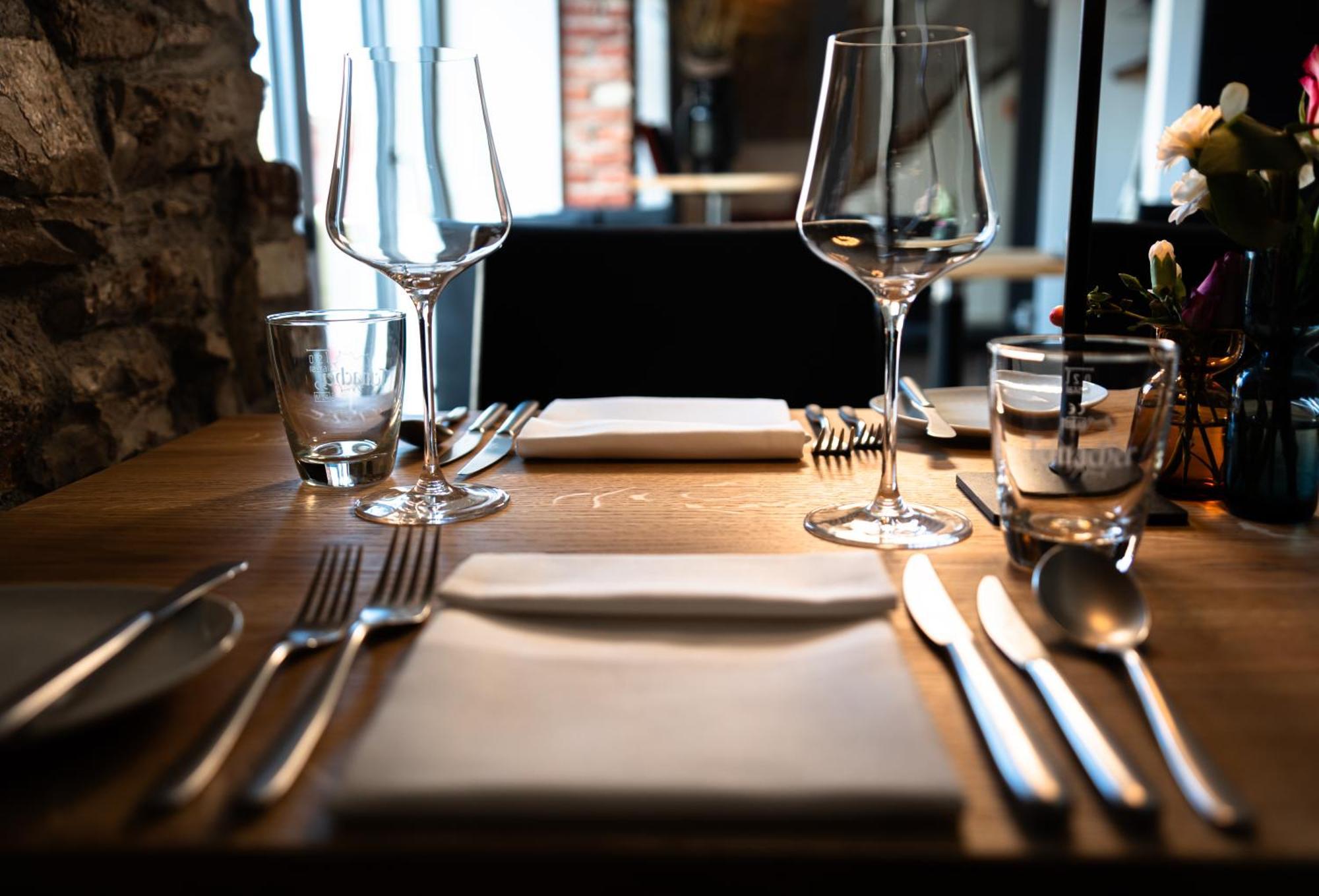 Design Hotel & Restaurant Loewen Ulm Eksteriør billede