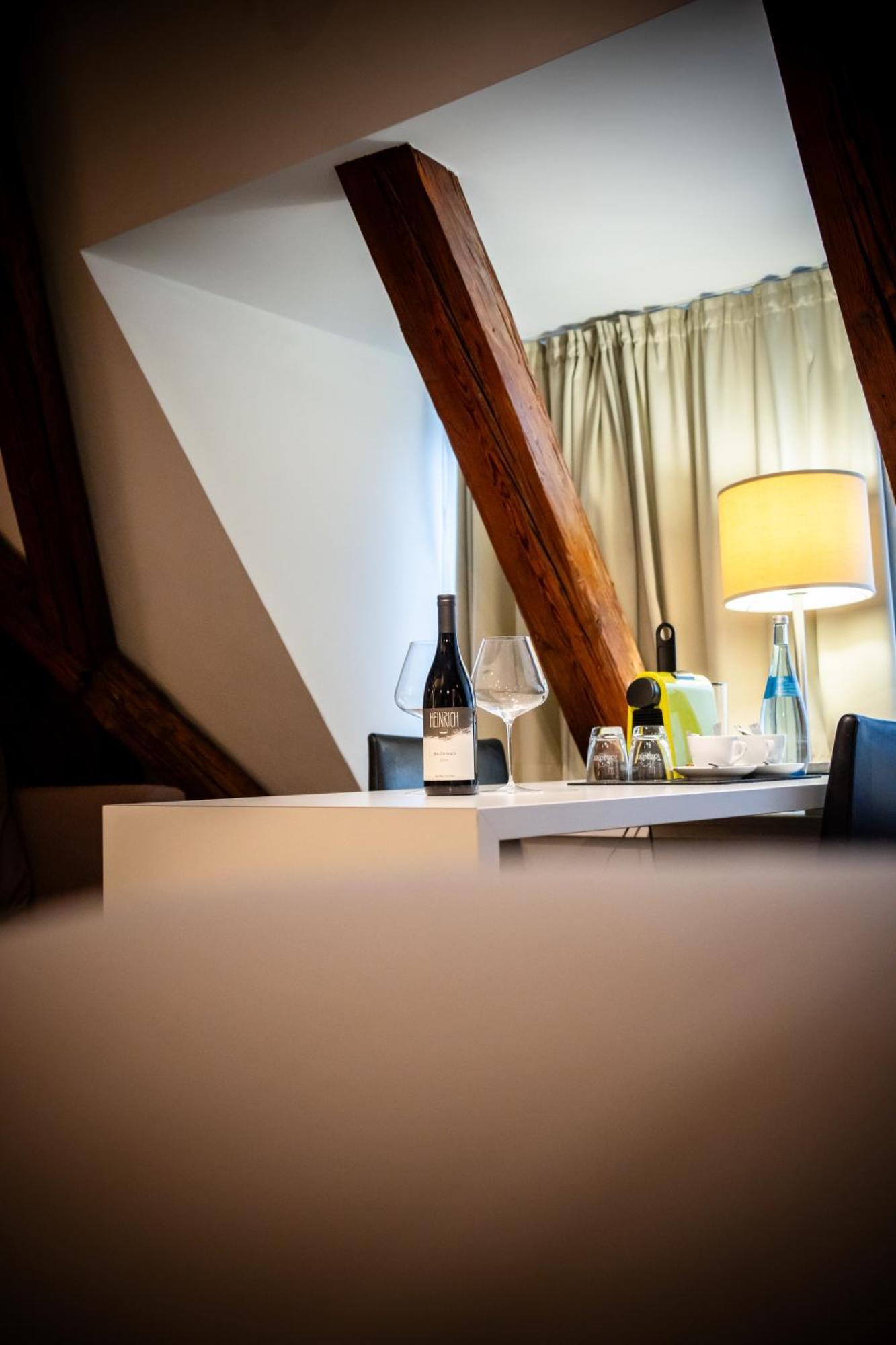 Design Hotel & Restaurant Loewen Ulm Eksteriør billede